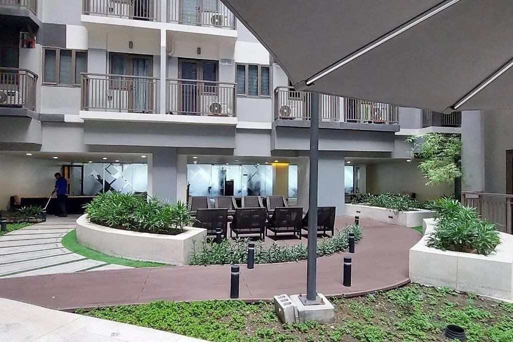 Jnj Suite @ S Residences Near Moa, Ikea, Moa Arena Manila