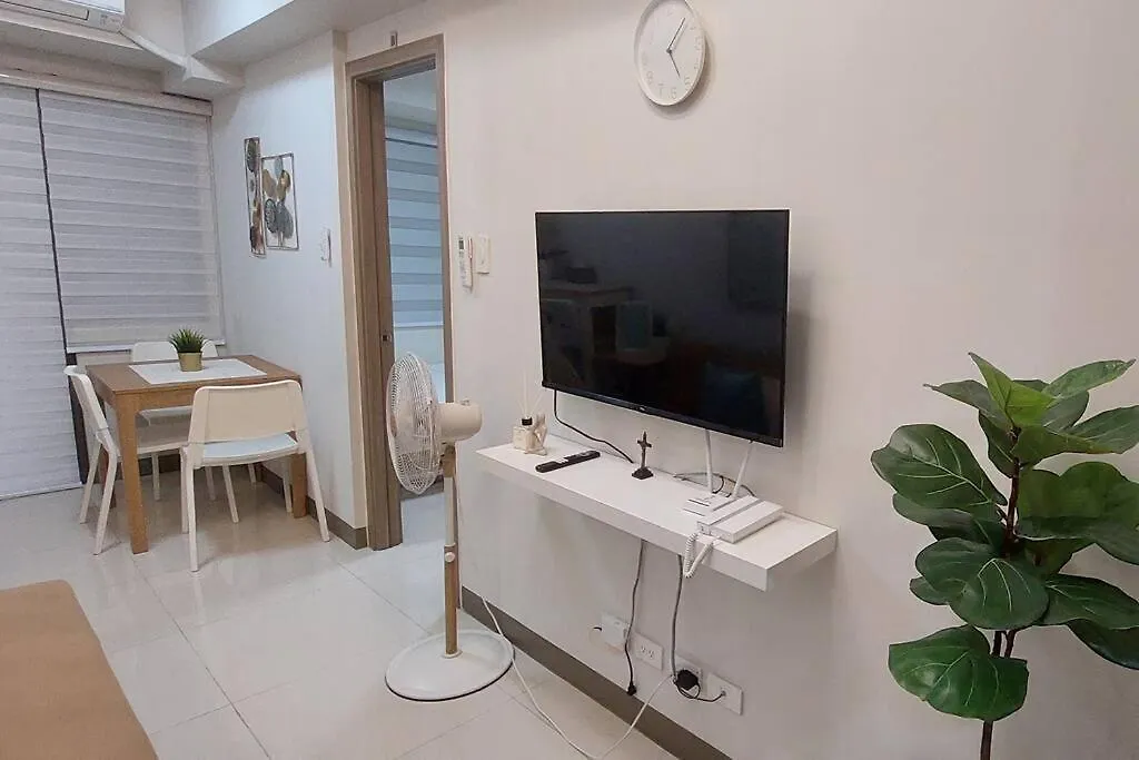 Jnj Suite @ S Residences Near Moa, Ikea, Moa Arena Manila